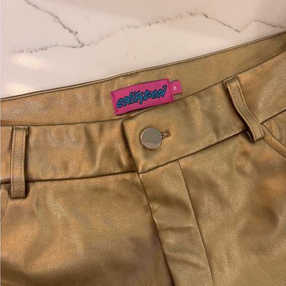 Edikted Gold Metallic Shorts - Picture 2 of 2